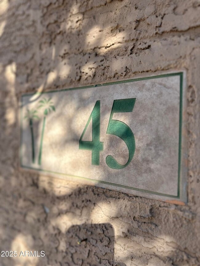 Photo - 1015 S Val Vista Dr