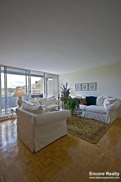 Photo - 125 Chiswick Rd Unit 114