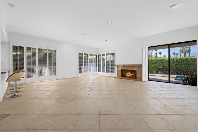Photo - 75 Colgate Dr