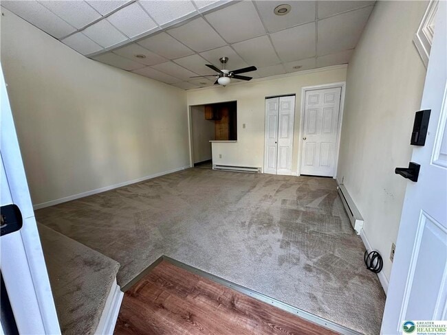 Photo - 647 Spring St