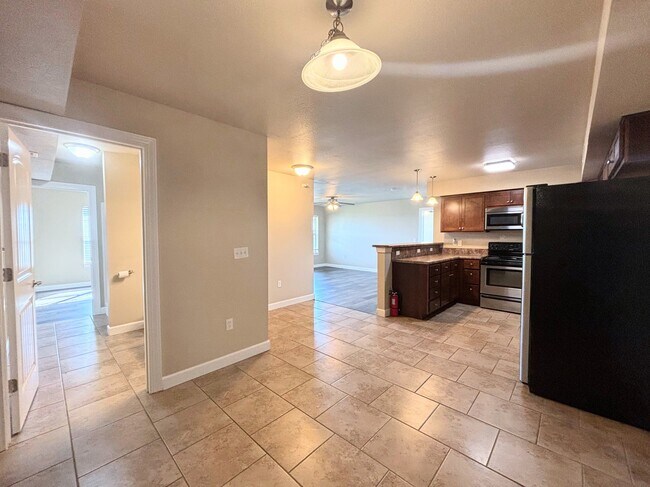 Photo - 1415 Genesis Dr