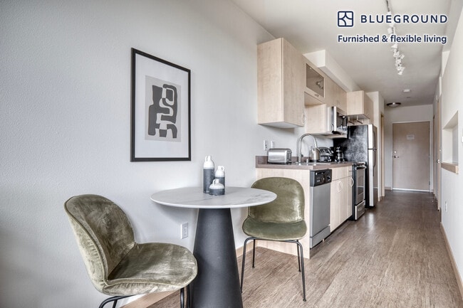 Photo - 3920 Stone Way N Unit FL5-ID559