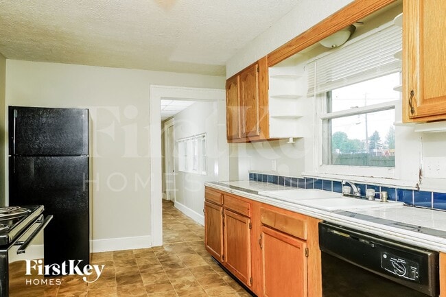 Photo - 109 Franklin St