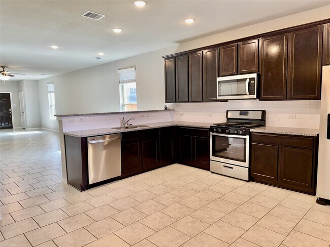 Photo - 7926 Grandstand Pkwy