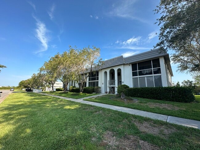 Photo - 1641 Southwood St