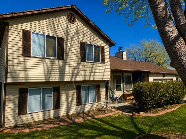 1610 Bora Bora Dr Unit 1