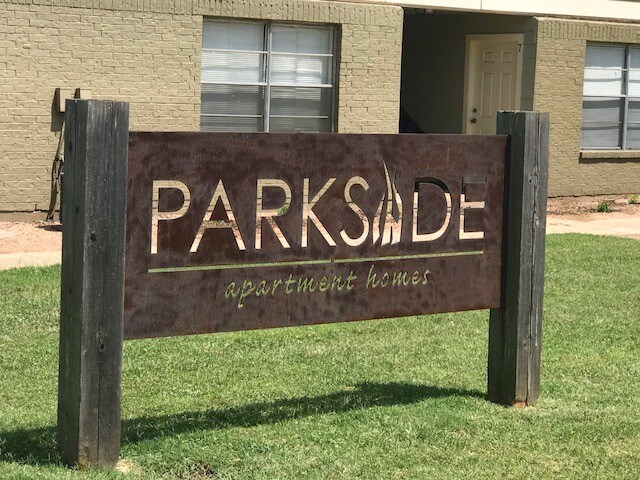 Marquis Sign