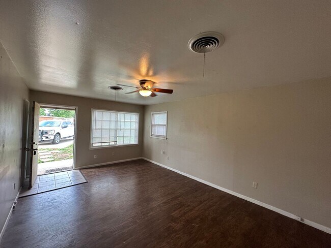 Photo - NH 2412 46th Street Unidad A