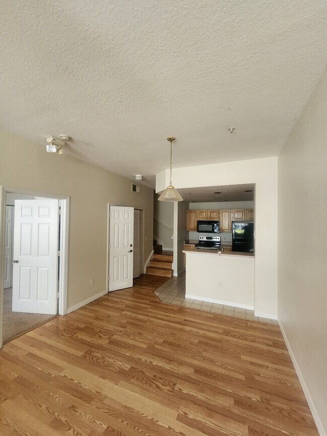 Photo - 4002 Venetian Bay Dr