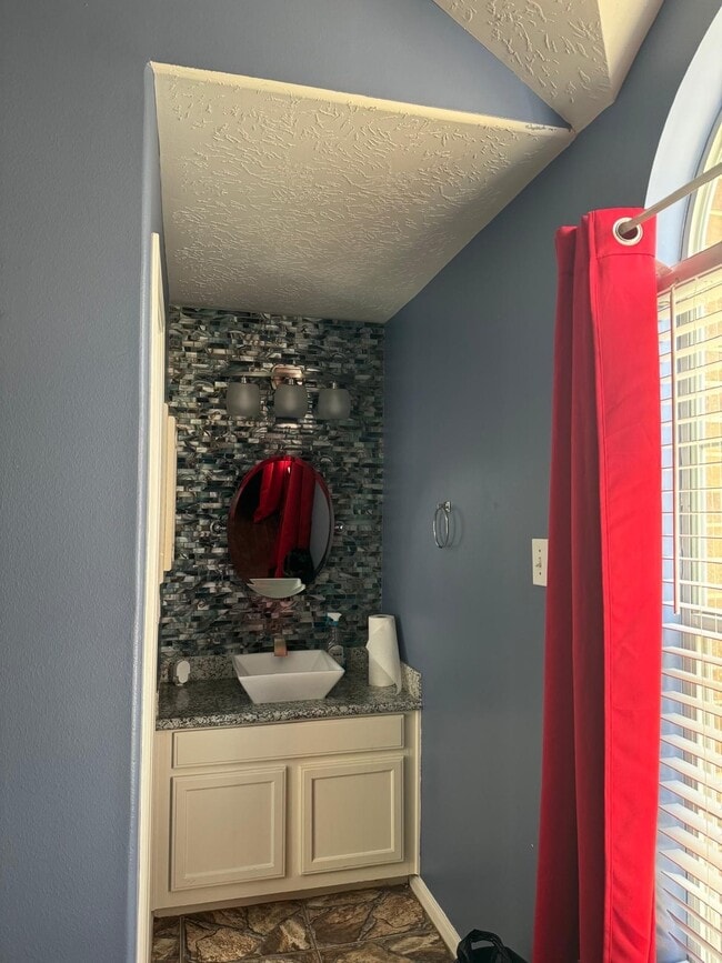 Photo - 1722 Evergreen Ln