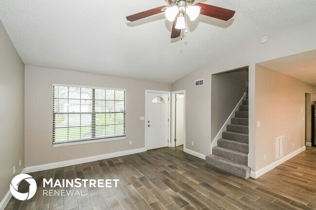 Photo - 8117 Fort Lee Trail