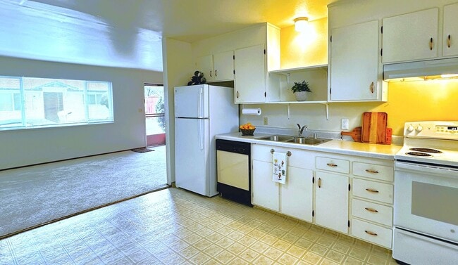 Photo - 8790 Petaluma Hill Rd