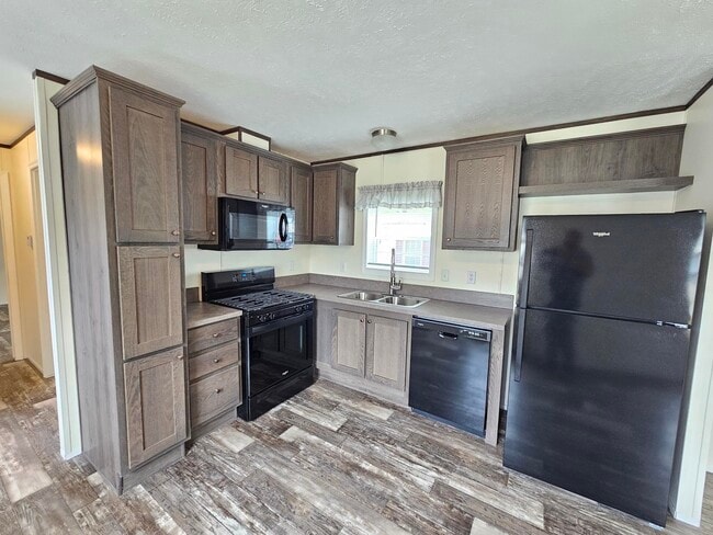 Building Photo - 441 Tulip Dr Rental