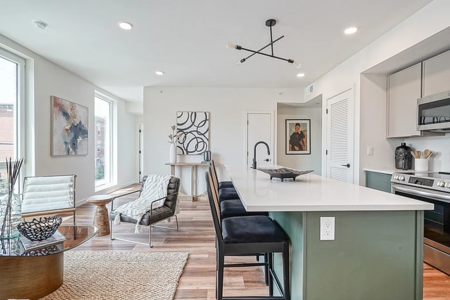 Photo - 1301 Bainbridge St Unit 2 Bedroom