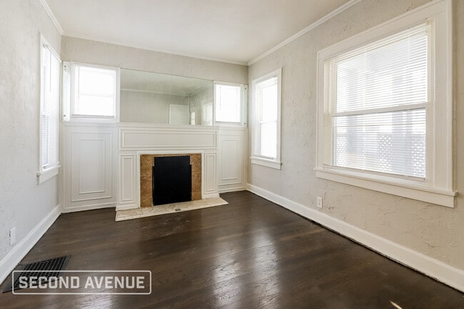 Photo - 5121 Agnes Ave