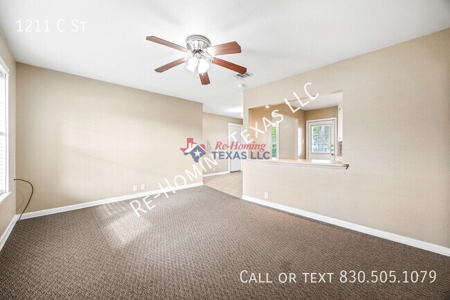 Photo - 1211 C St