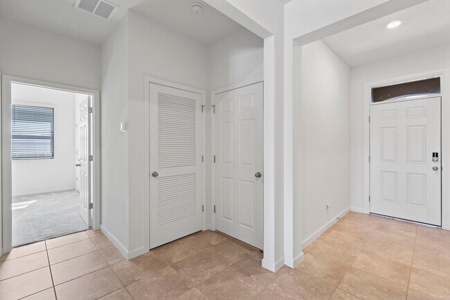 Photo - 6570 Lokosee Ct