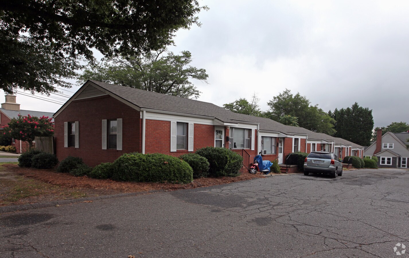 Primary Photo - 302 S Broad St Apartments