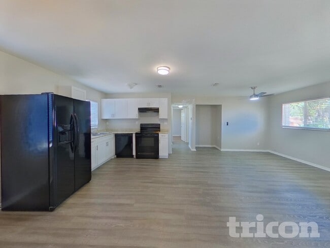 Photo - 3410 73rd St N