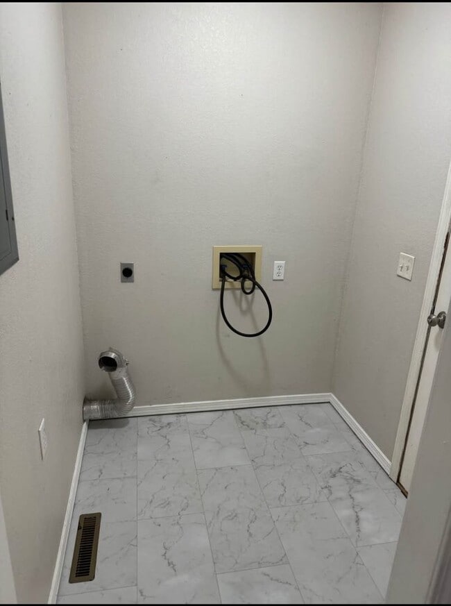 Photo - Move in Ready