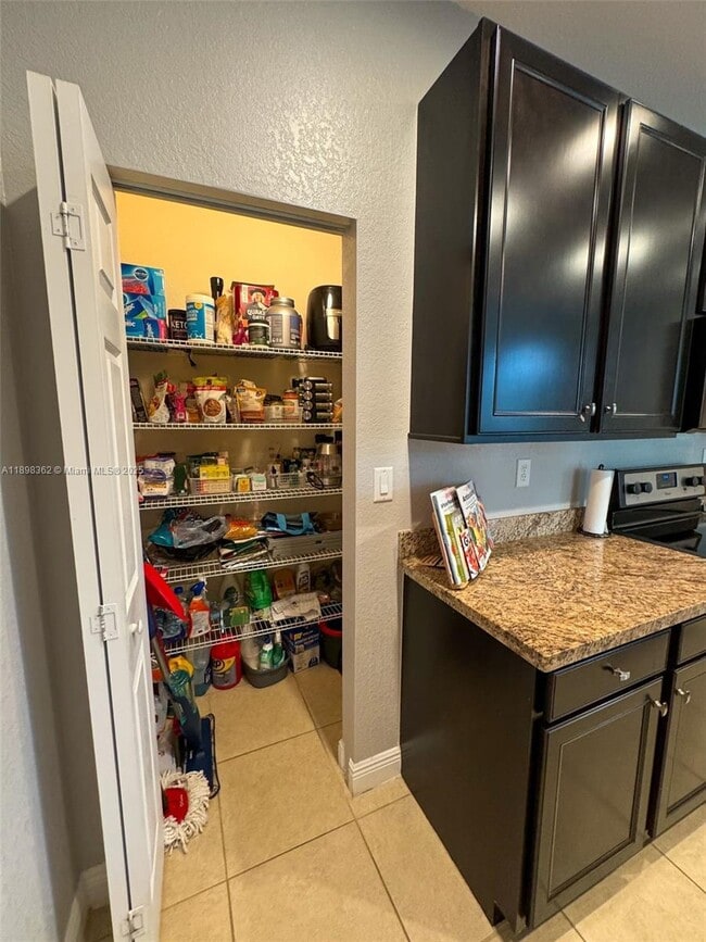 Photo - 1006 SW 147th Ave