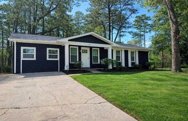Photo - 1551 Pine Glen Cir