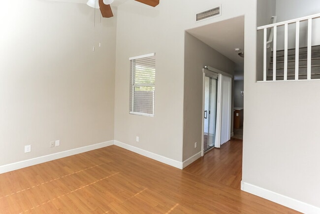 Photo - 5132 Fulton St