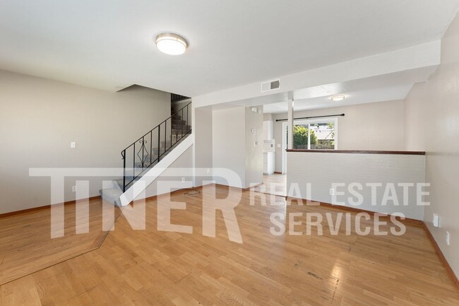 Photo - 6167 Oakgreen Cir