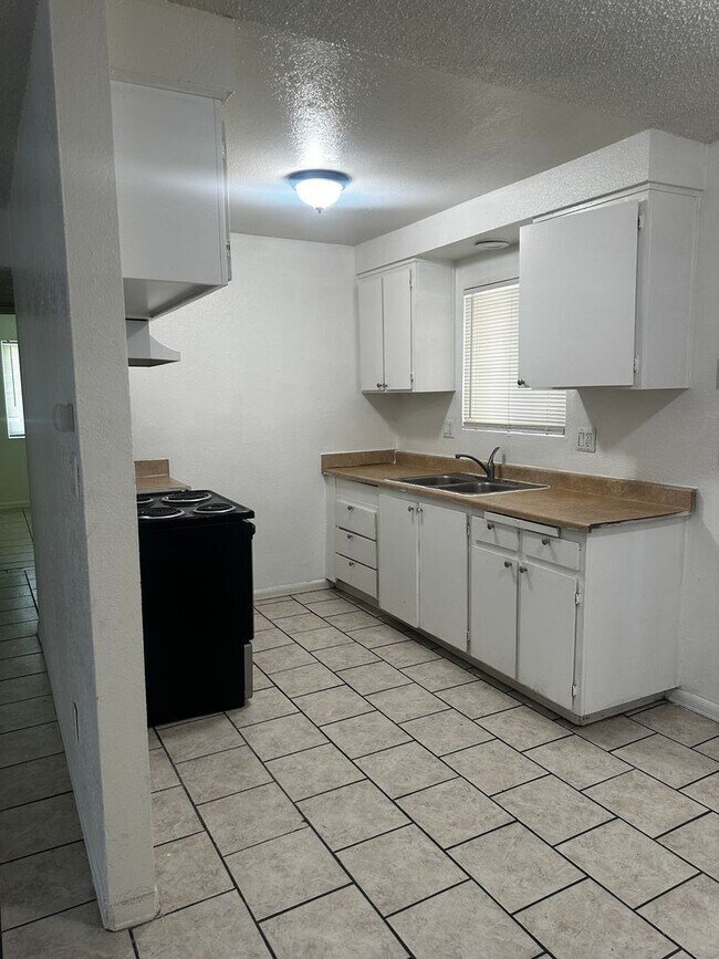 Photo - 830 Astor Dr Unit 830 Astor Street