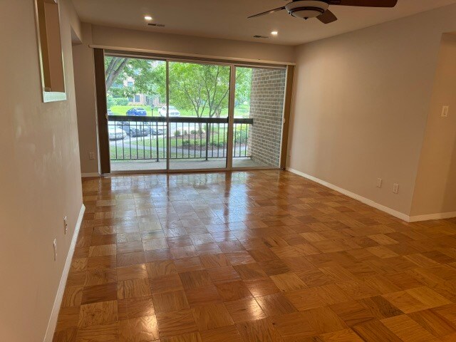 5817 Edson Ln Unidad 101