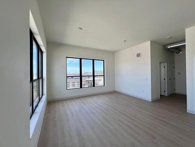 Roseann Lofts