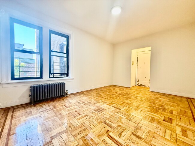 Photo - 2978 E 196th St Unit 2C