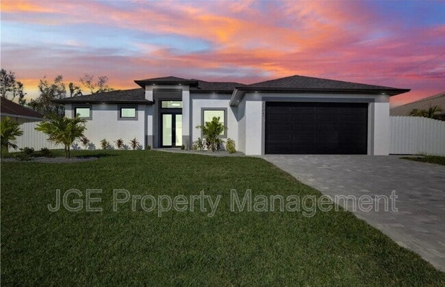 Photo - 1905 SW 3rd St