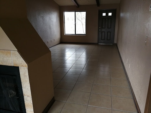 Photo - Hummingbird Unit B