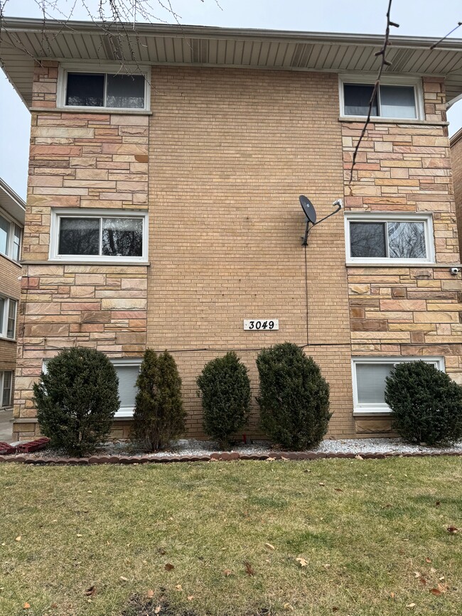Photo - 3049 Harlem Ave