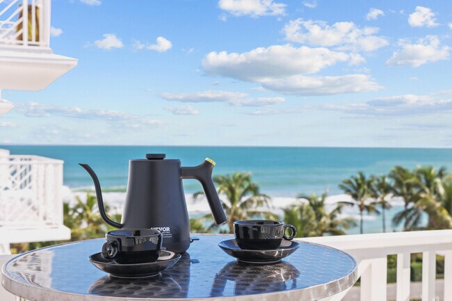 Photo - 170 N Ocean Blvd Unidad 605