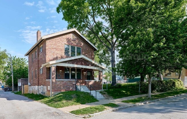 Photo - 5021 Ray Ave Unit 1f