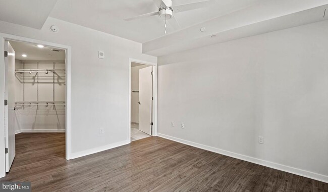 Photo - 3990 Upton St NW Apartamento Unidad 1B-PARC-T131