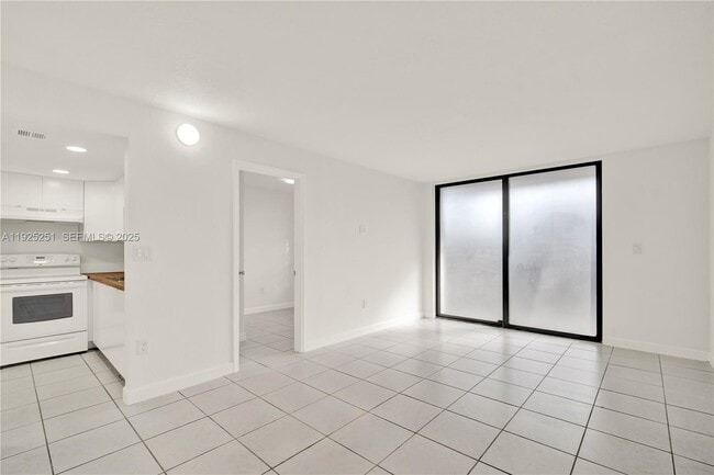 Photo - 3620 SW 114th Ave Unit 2-104