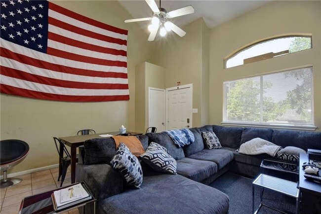 Photo - West Campus Condo Under $1000/Bedroom Walk... Unit #403