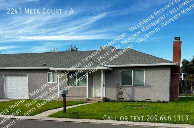 Cute and Cozy Modesto 2 Bedroom 2 Bath Duplex - Cute and Cozy Modesto 2 Bedroom 2 Bath Duplex House