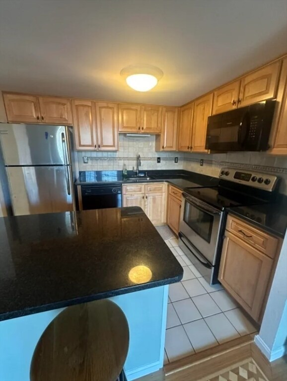 Photo - 85 Brainerd Rd Unidad 307