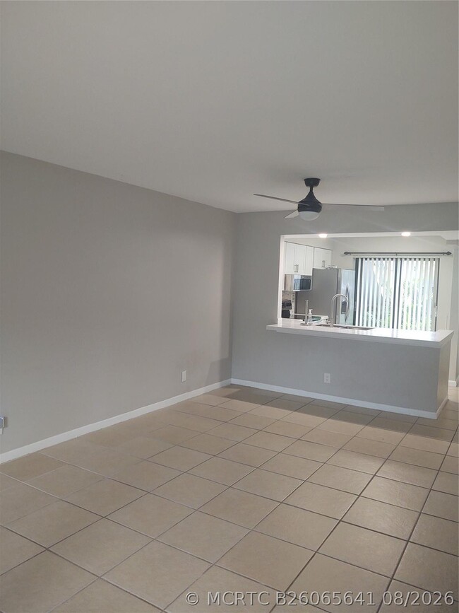 3275 Frederick Blvd Unidad 12D