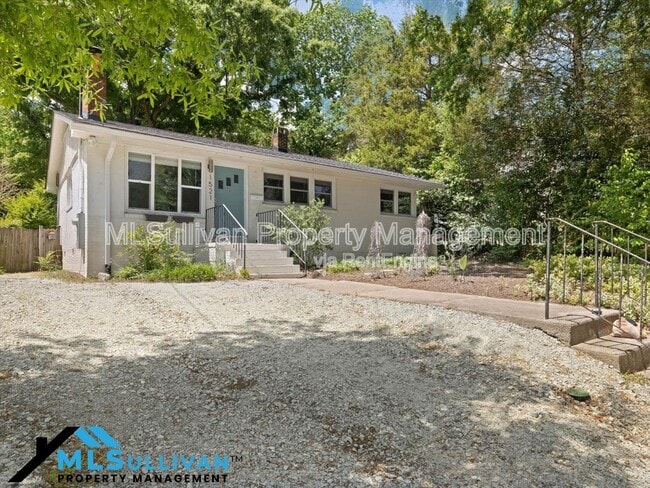 Building Photo - 1521 N Duke St Rental