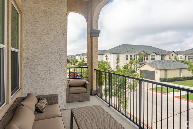 4BR, 3BA - Beijing - 1917 SF - The Arden