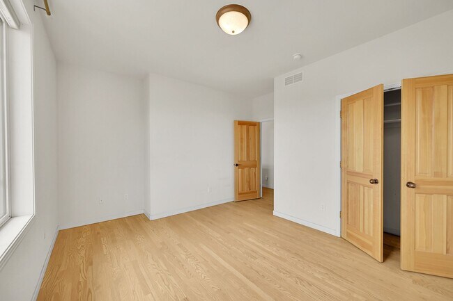 Photo - 4 bedroom, 3 bath with separate ADU