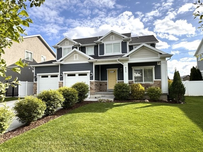 Building Photo - 835 N Plainsman Dr