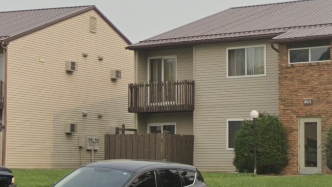 Photo - 10 Park Terrace Blvd