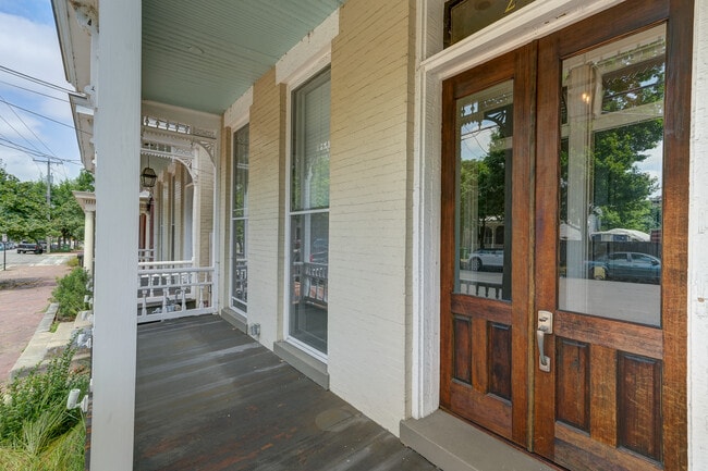 2404, 2406 & 2408 E Clay Street