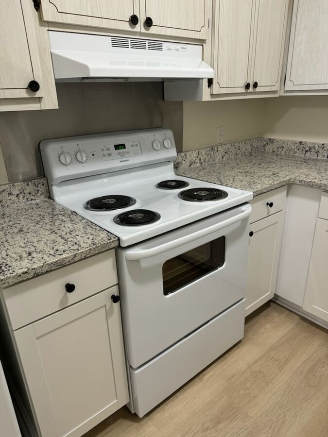 Photo - Two Bedroom 1 Bath Unit 318D